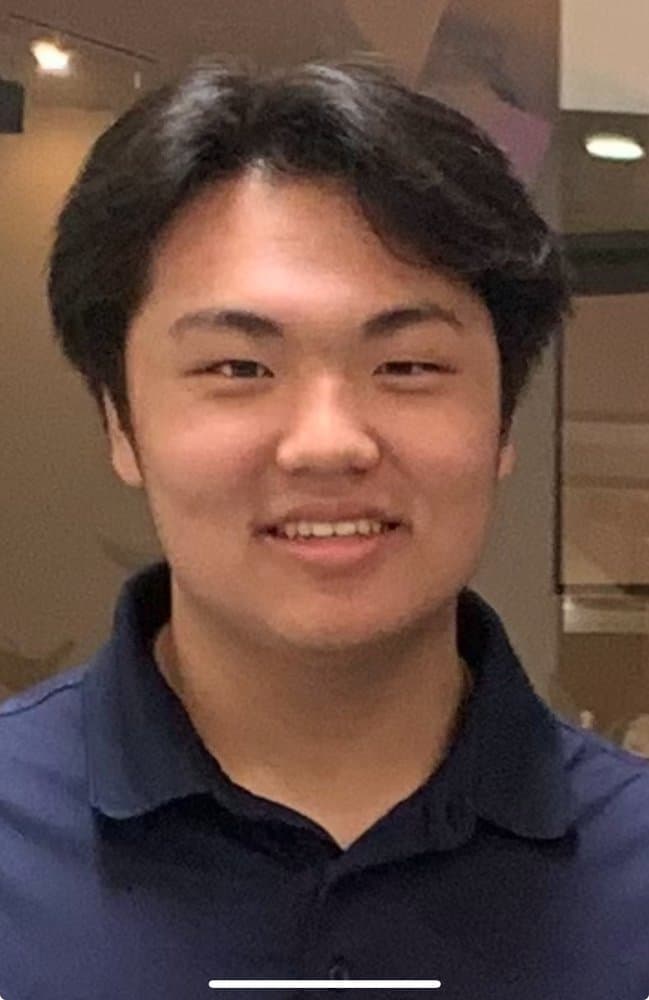 Danzel Chen, violinist, Harmony Ensemble alumni.